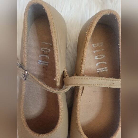 Bloch Tap Shoes - Picture 4 of 5